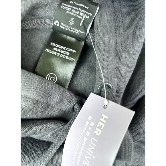 Star Wars Mandalorian Women's L Her Universe Hoodie NEW With Tags - Picture 5 of 14